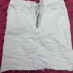 White stretchy jean skirt